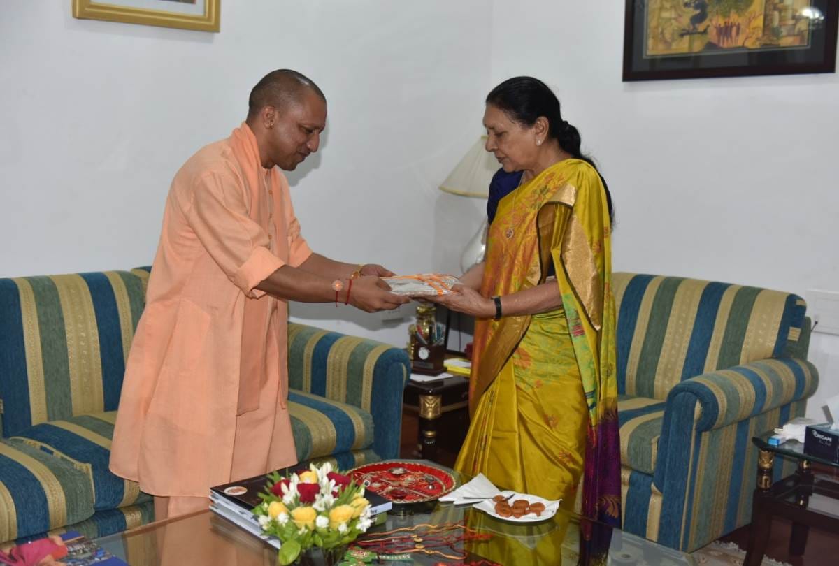 up governor anandiben tied rakhi to cm yogi, story in photos
