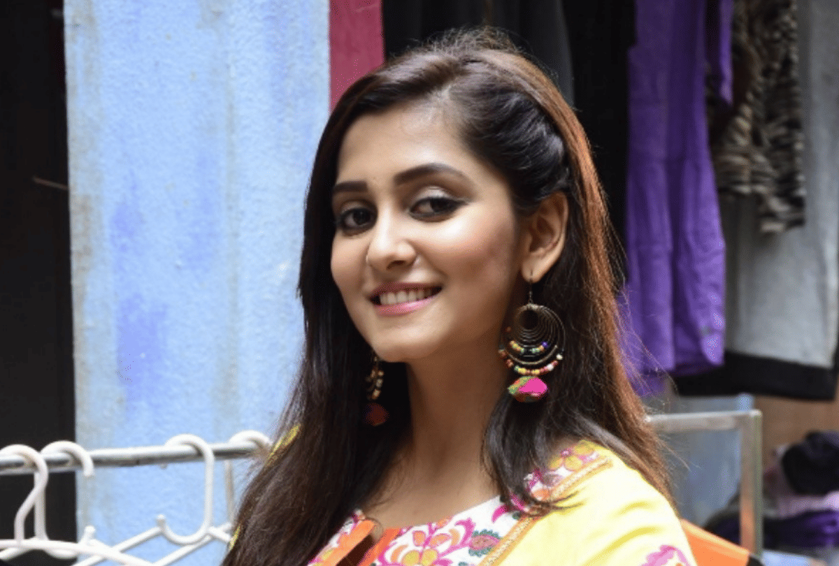 Hamariwali Good News actress Srishti Jain talk about her meeting with actress Juhi Parmar