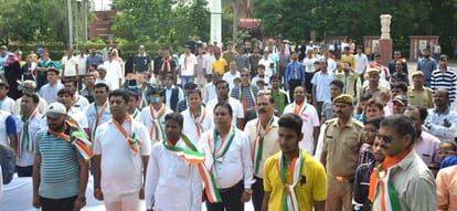 Amar Ujala Bareilly sang national anthem at 16 places simultaneously