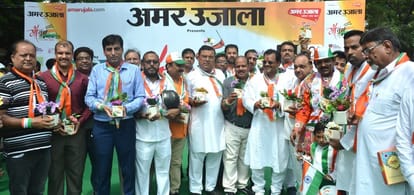 Amar Ujala Bareilly sang national anthem at 16 places simultaneously