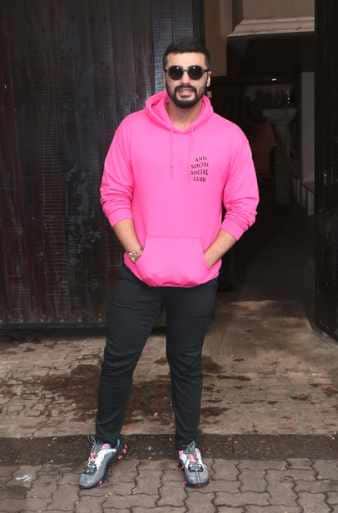 arjun kapoor sonam kapoor and anhsula celebrate rakshbandhan look at the pics