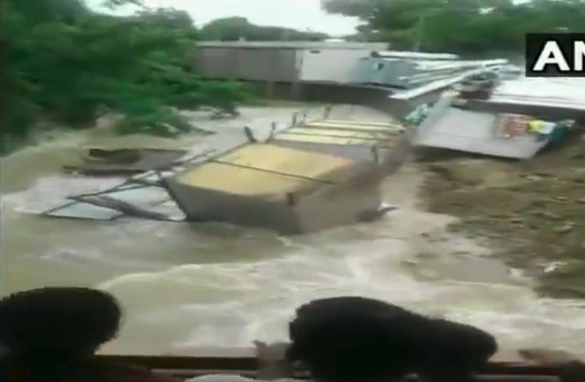 Shops collapses due to increased level of water in a canal in Madhya Pradesh
