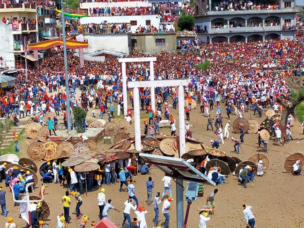 bagwal stone war in devidhura on raksha bandhan
