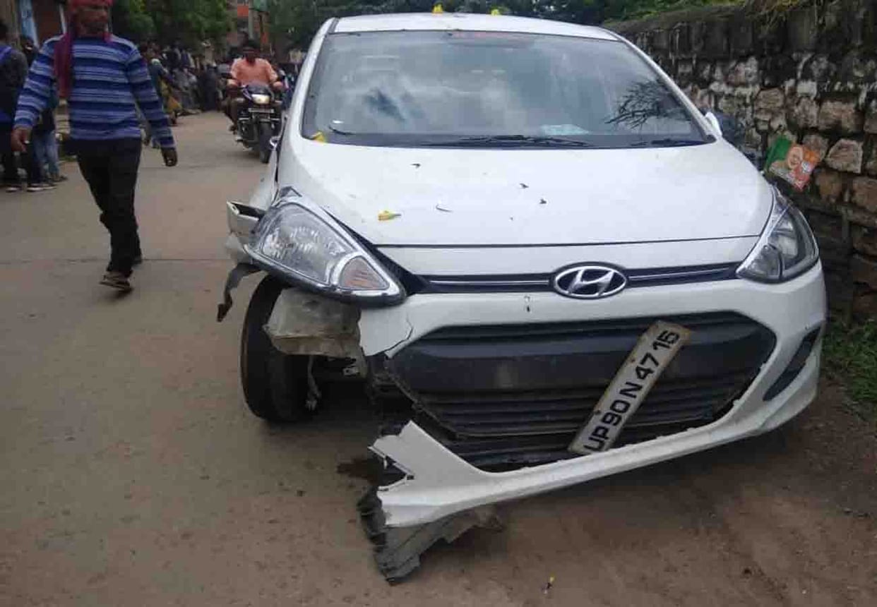 road accident in chitrakoot, one died and two injured