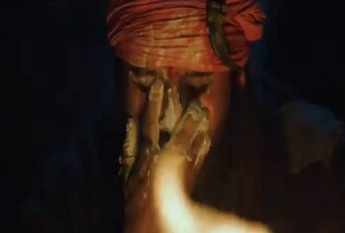 war film and laal kaptaan box office collection