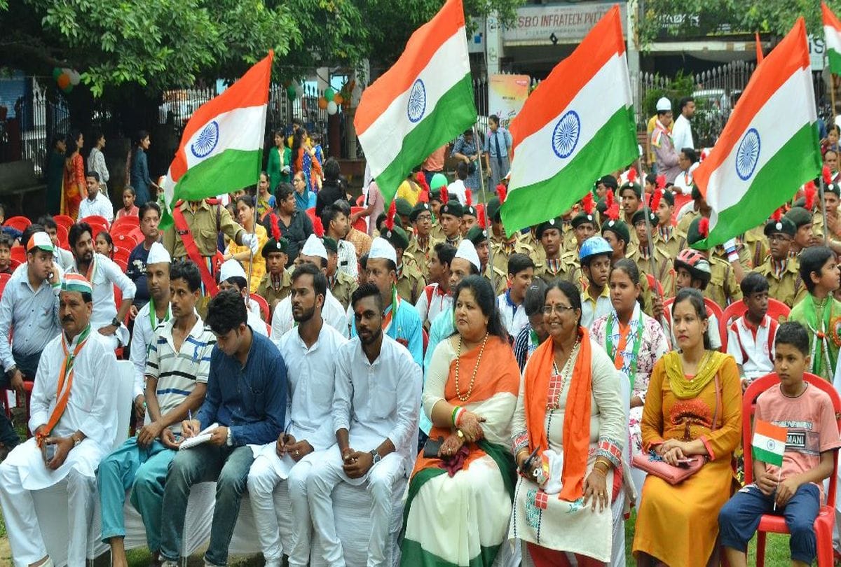 Maa tujhe pranam amar ujala program agra people celebrate 15 august 2019