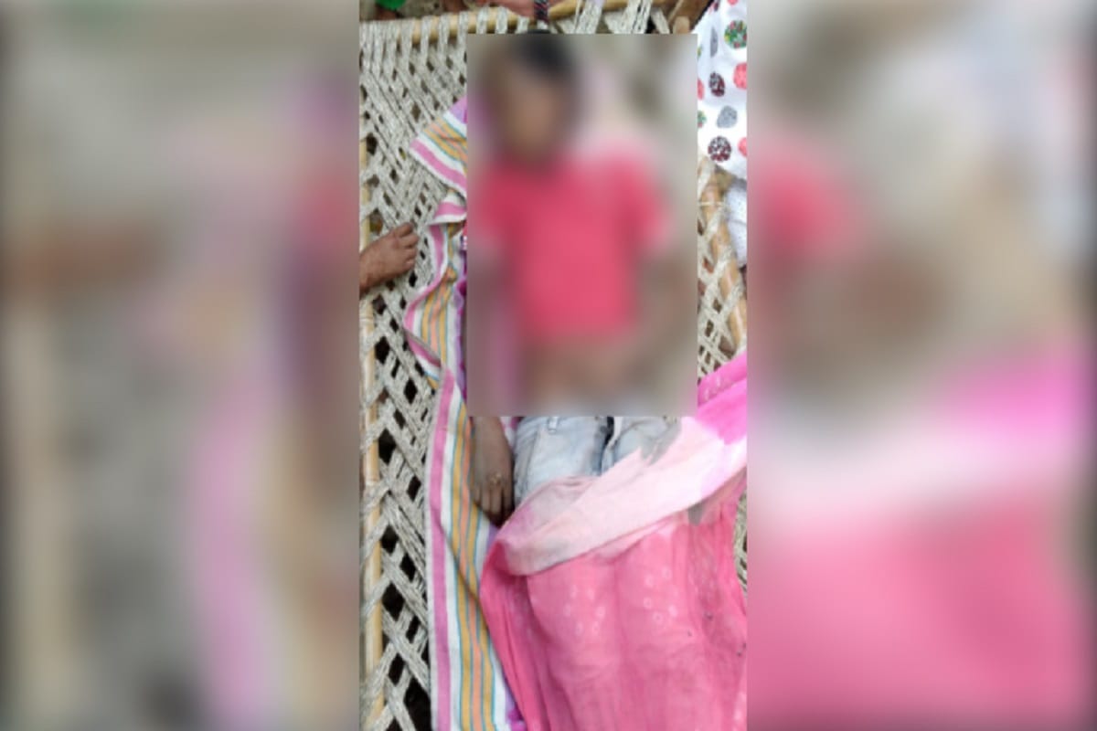 A child death from power line grip in Meerut city