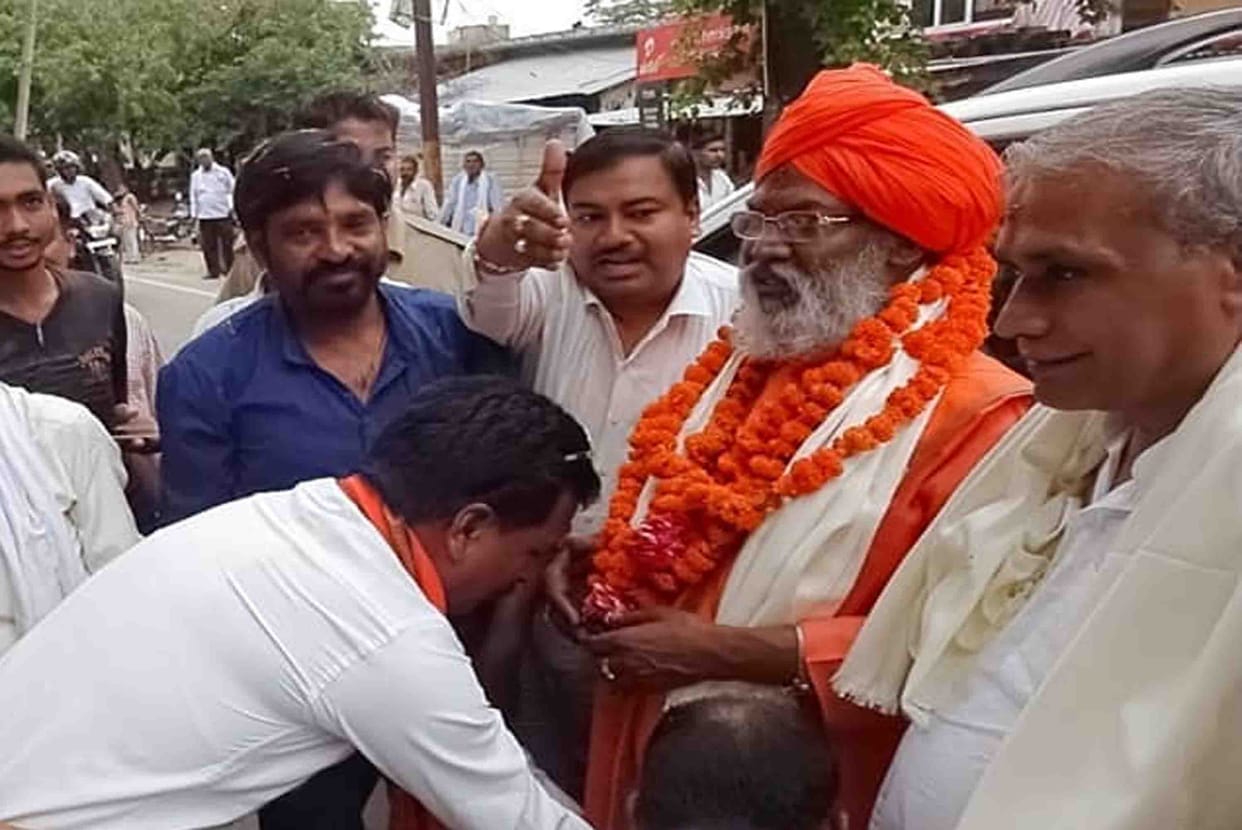 sakshi maharaj statement on mla kuldeep singh sengar