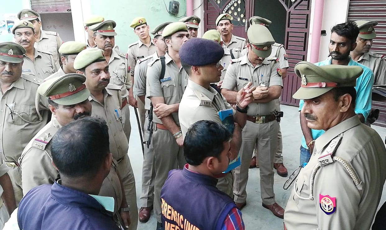 the forensic team reached examine in tarvendr  firing