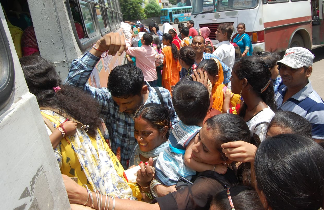 privet bus operator disobey of order