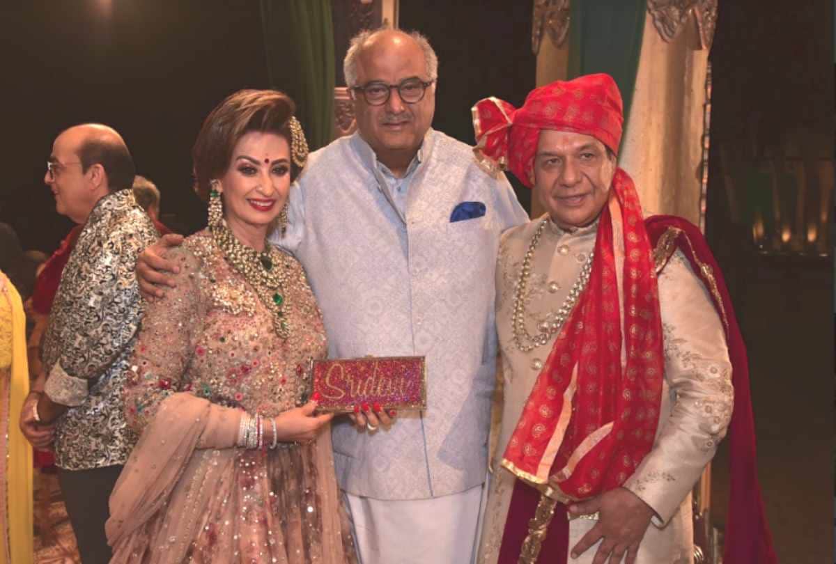 boney kapoor at sridevi friend rakhee punjabi son amrit punjabi wedding in bali