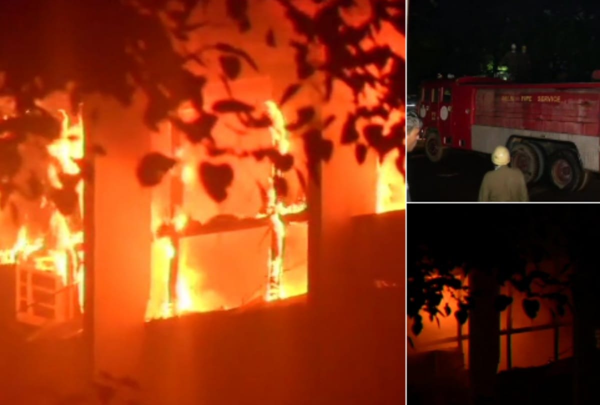 Fire broke out in first floor and second floor of AIIMS Delhi near Emergency ward