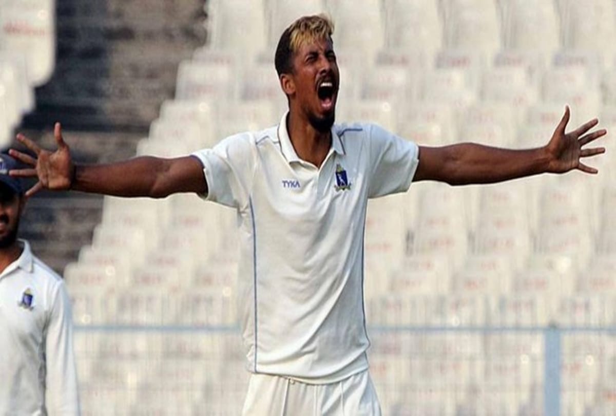 Ranji Trophy Ishan Porel helps Bengal to take lead on Karnataka saurashtra strong with Jackson ton