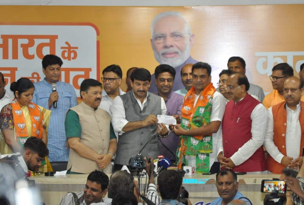 Former aap mla kapil mishra joins bjp manoj tiwari and other leaders
