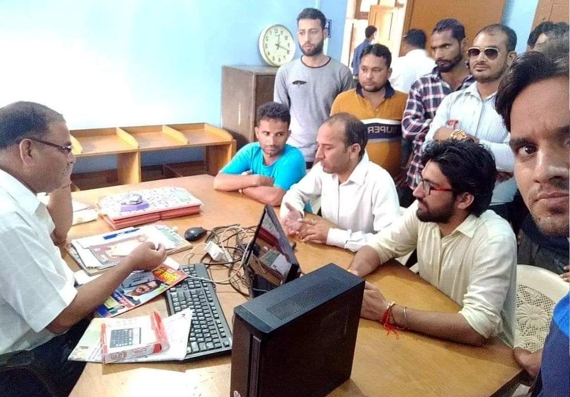 Seeking to get rid of Guldar's terror