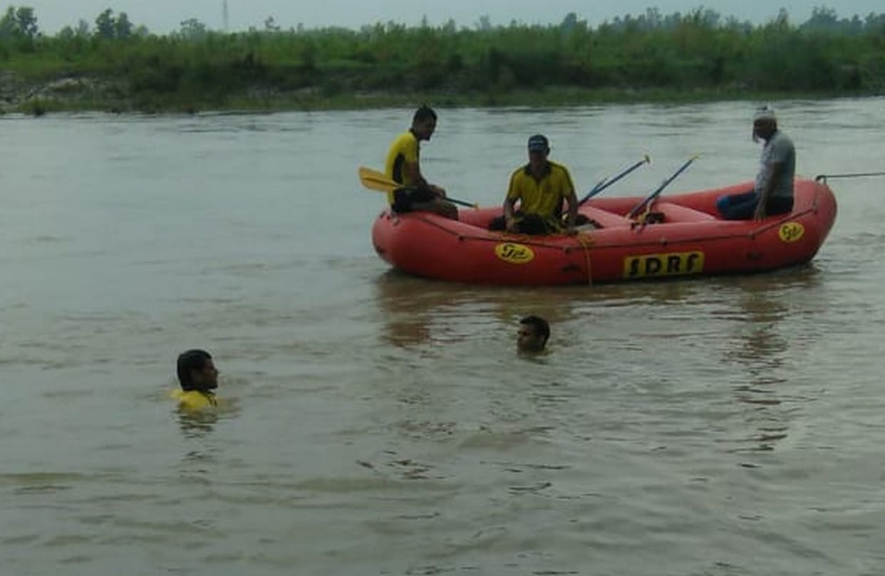 Ayodhya: Three youths who went to take bath in Saryu drowned, had come from Kanpur to visit Ayodhya
