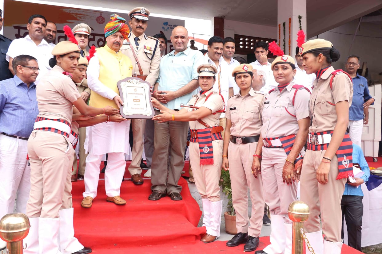brave policeman honored