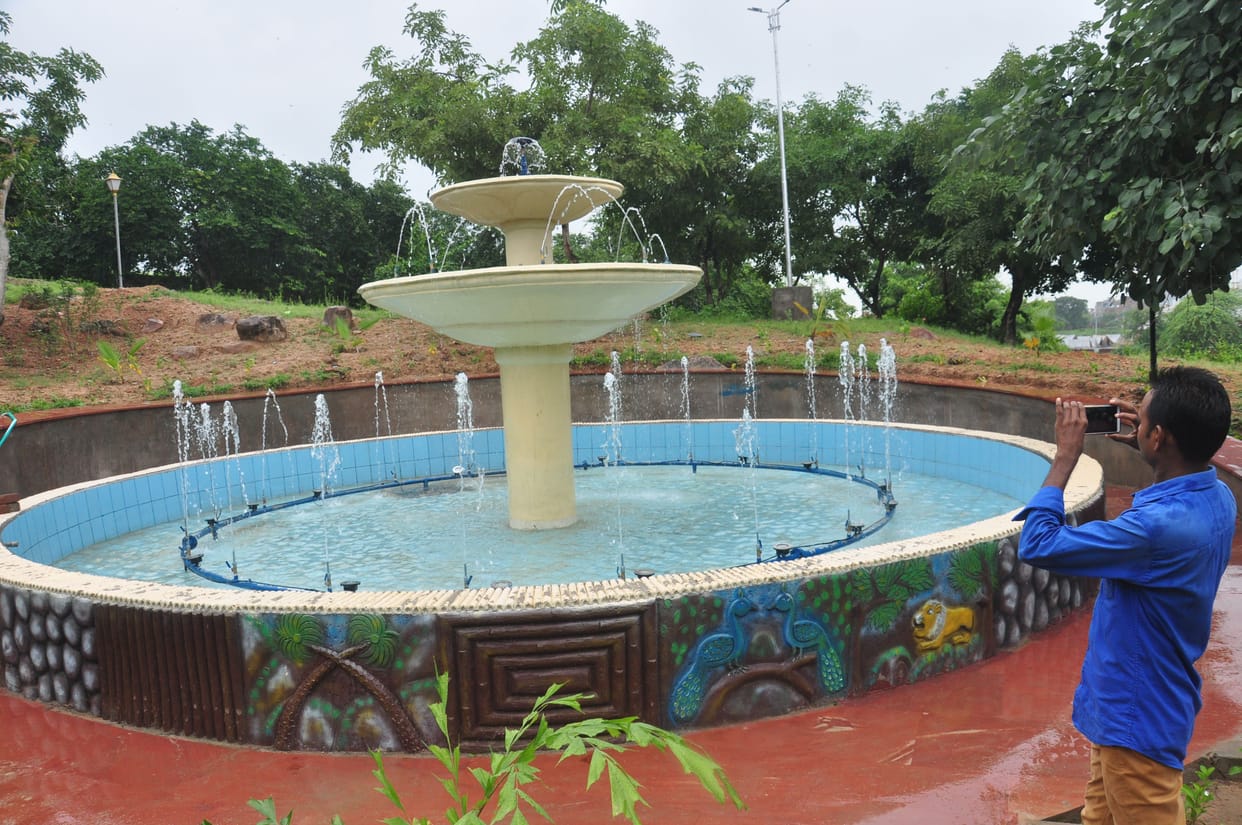 beautification of vrindavan lal park