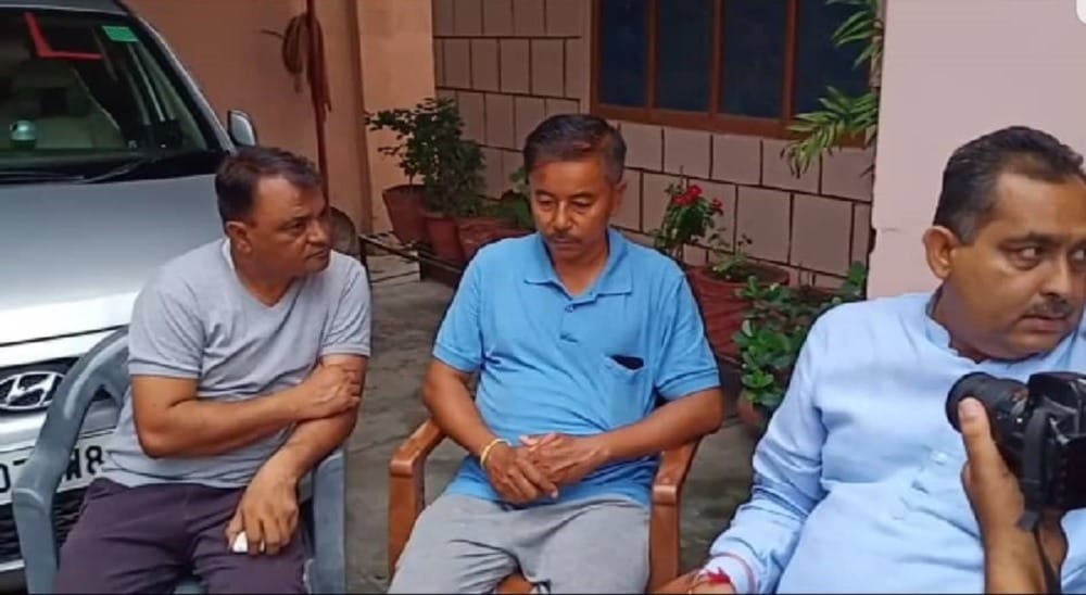 dehradun sandeep thapa martyred in nowshera sector, father demand with government