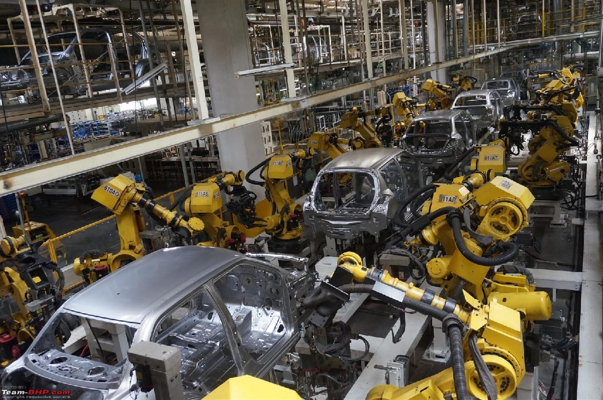Auto Sector could hit the worst slump, more than 5 lacs contract employees could be fired