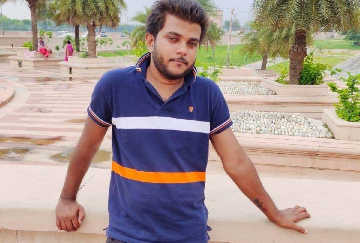 two friends died and one injured in an accident in lucknow