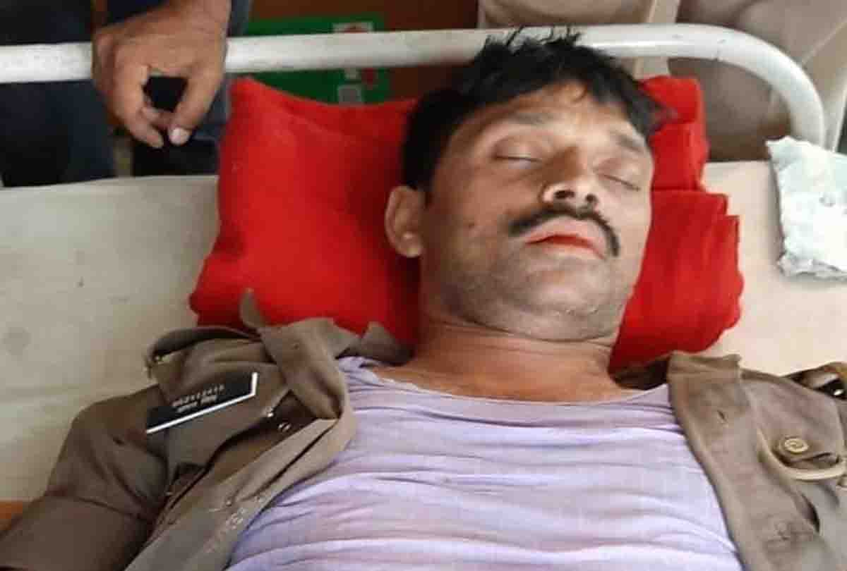 up police constable jumped into Ganga