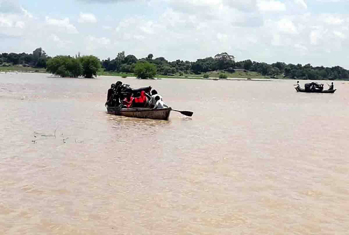 Yamuna Betwa Ganga Chambal river above danger mark after releasing water from dams