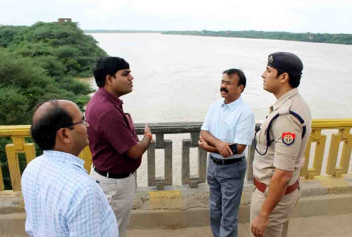 Yamuna Betwa Ganga Chambal river above danger mark after releasing water from dams