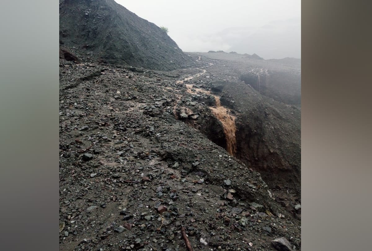 heavy rain in himachal holiday declared in chamba and kangra red alert in himachal six districts