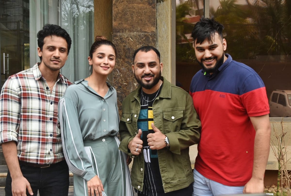 alia bhatt bridal photoshoot looks gorgeous pictures gone viral