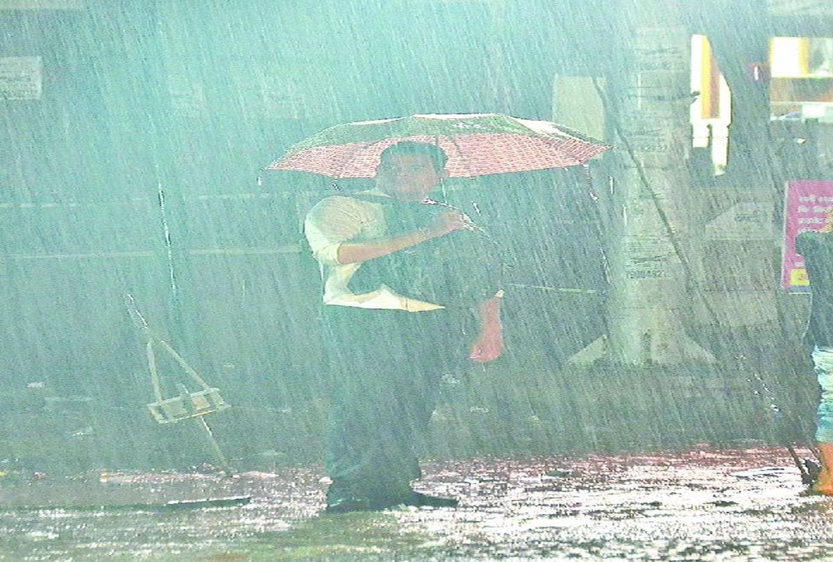 air quality index improved due to drizzling rain in agra