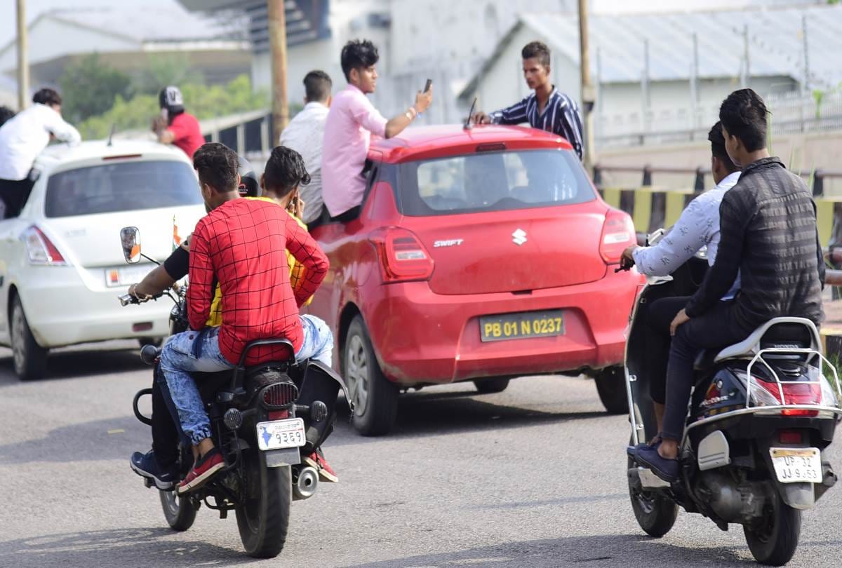 carelessness of youths on the name of freedom in lucknow