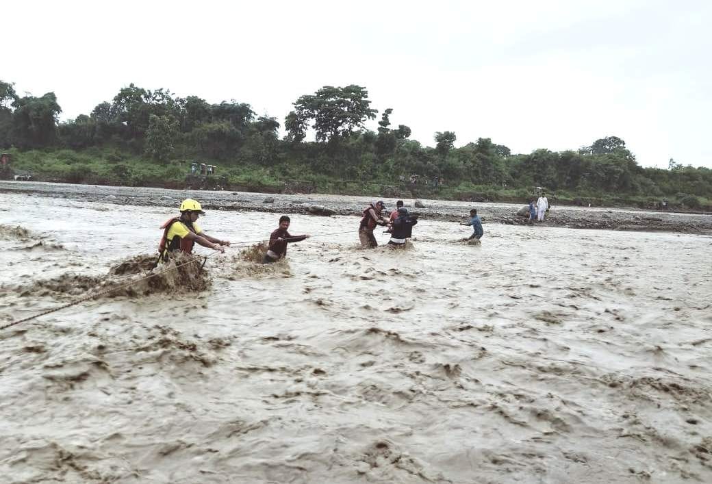 Three people trapped in Sukharo river rescued