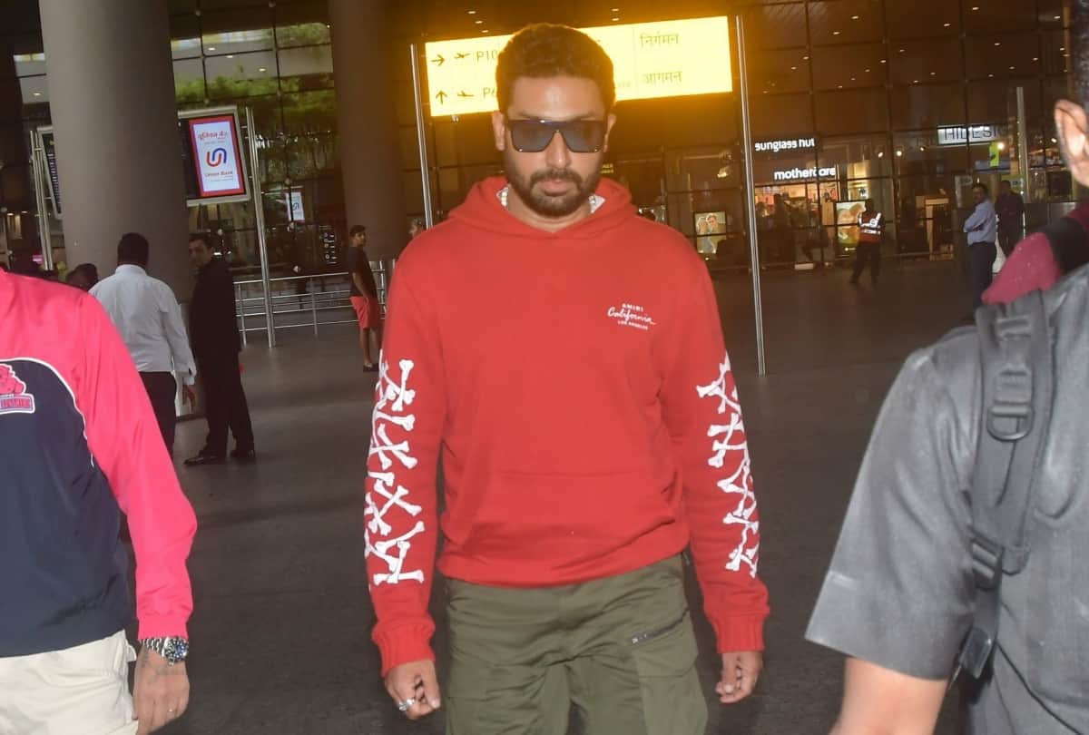 User Trolled Abhishek Bachchan For Stayed At Home actor Shuts Down