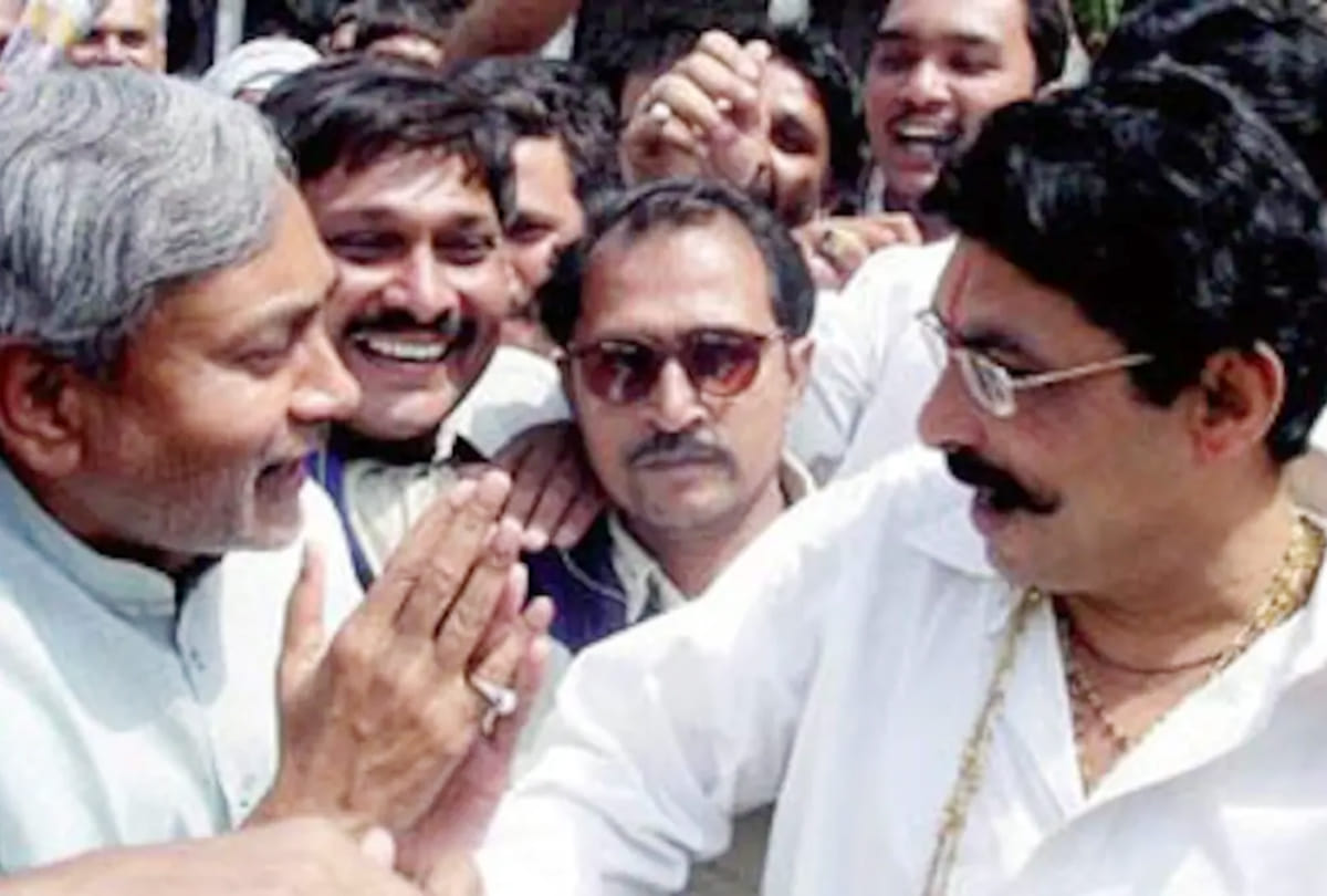 Anant Singh now ask for votes for 'Sushasan Babu', once said abusive words