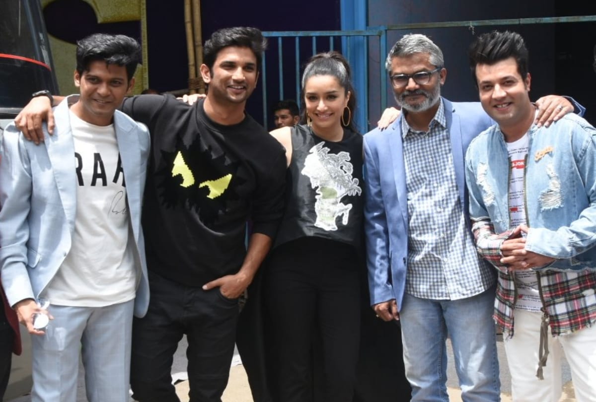 anil kapoor to shraddha kapoor here bollywood celebrities spotted