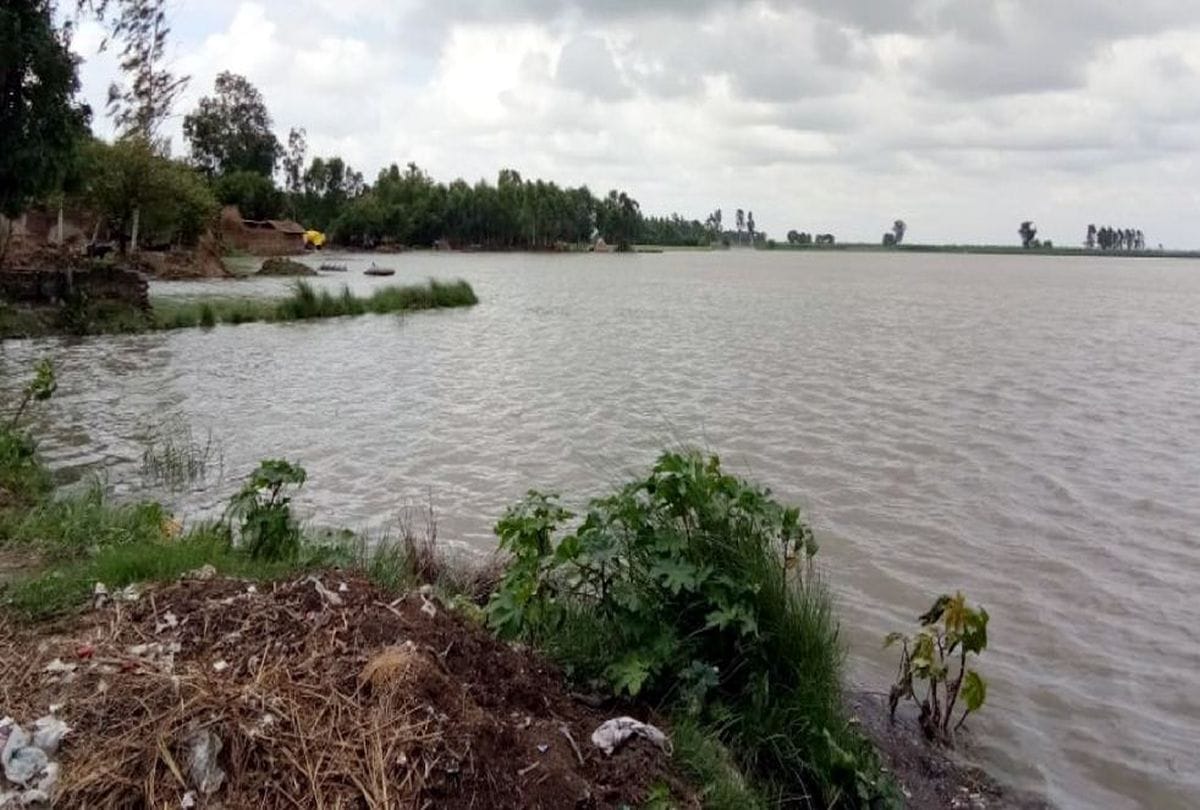 Low Flooding Zone on Ganga River Water soron and Kachla ghat