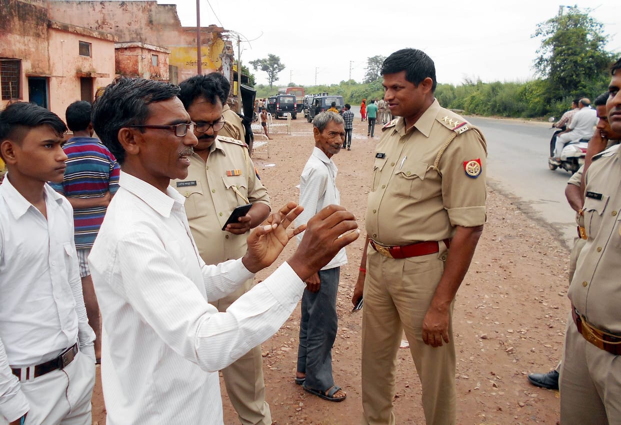 hungama in kasganj, dalit