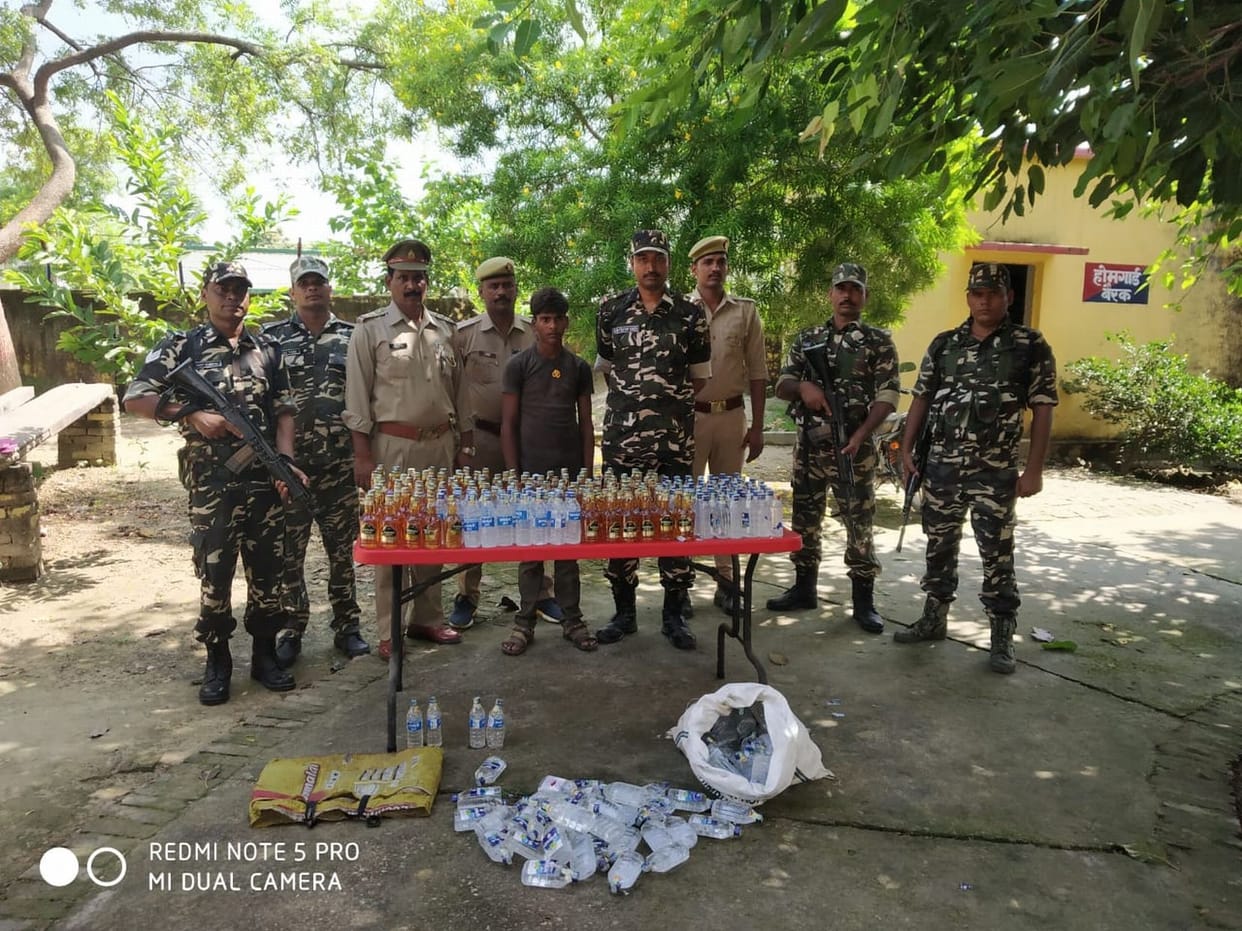 Smuggler arrested with 360 Vial Nepali liquor