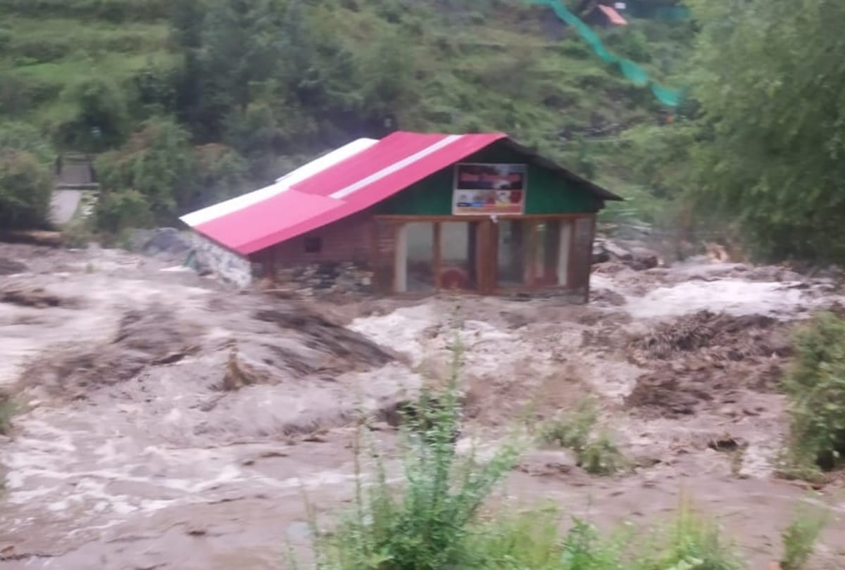 Pictures of damage to roads houses due to heavy rain in himachal