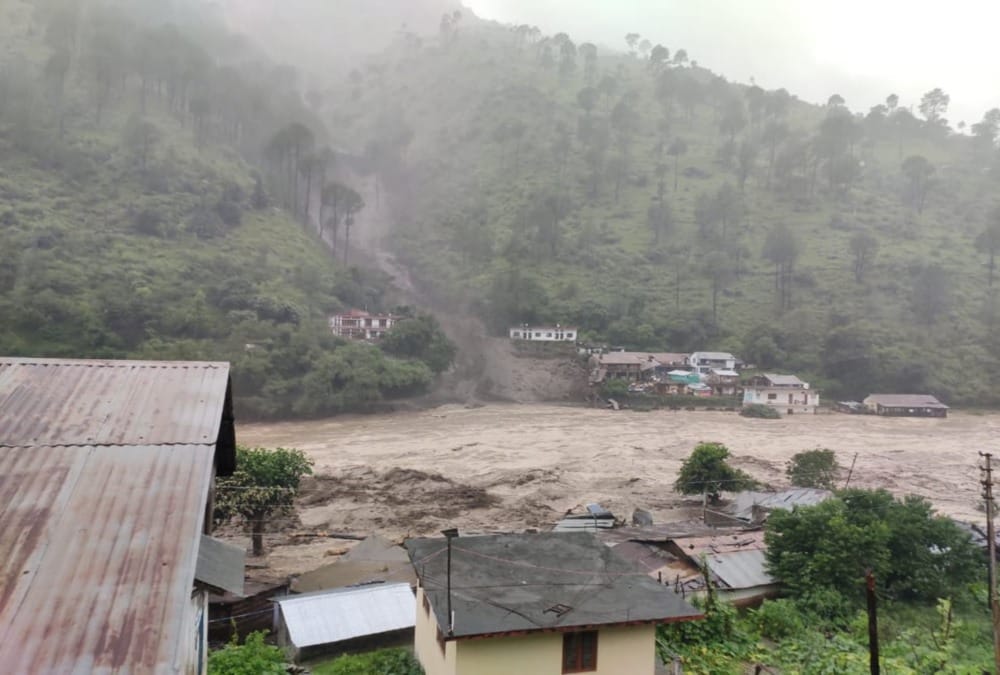 Uttarakhand News: High Rainfall Alert in uttarakhand chardham many roads blocked