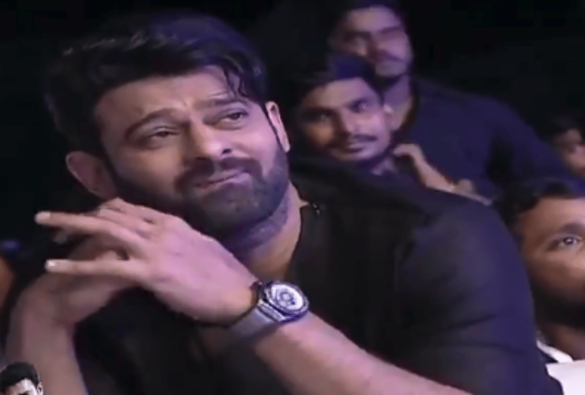saaho pre release event prabhas and shraddha kapoor film new song bad boy