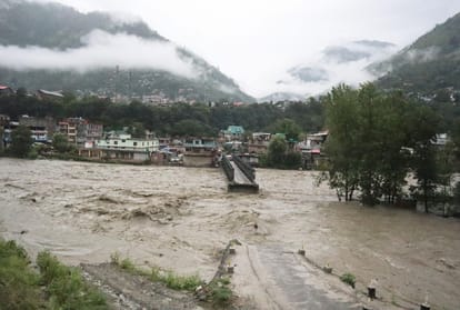 21 people killed after Heavy rain and landslide in Himachal pradesh 887 roads closed