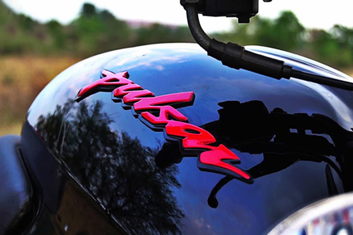 New Bajaj Pulsar 150 Launched in India bajaj pulsar 150 new model 2022 price in india news in hindi