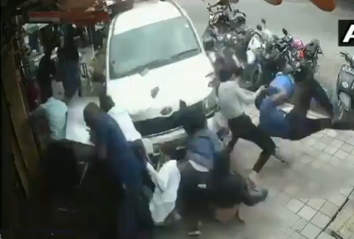 Bengaluru Car Accident, drunk person drove his car on footpath at HSR Layout locality