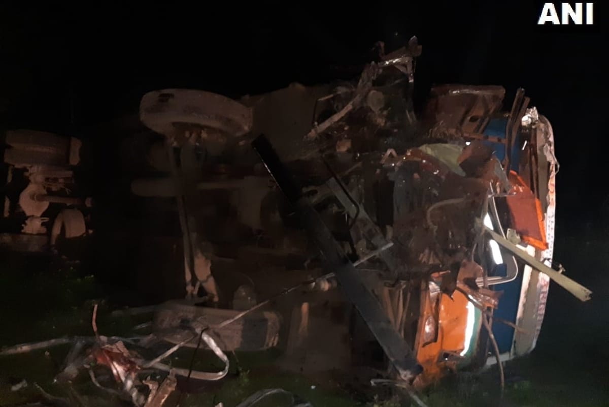 Maharashtra: state transport bus collided with a canter truck which killed and injured many in Dhule