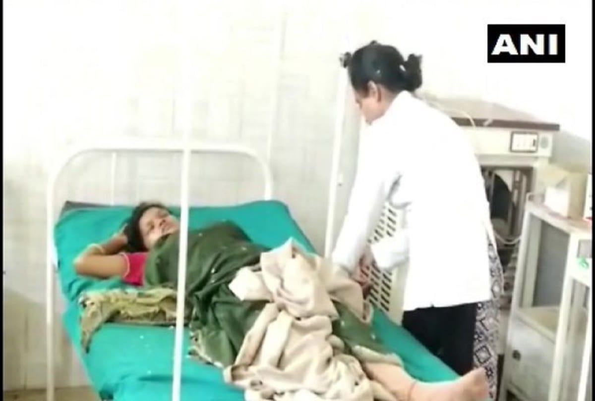 Surajpur During the delivery The nurse tried to push the hand inside and broke it child dead