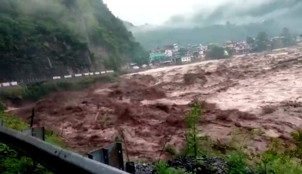 Uttarakhand Weather Update News: next two days red alert of heavy rain