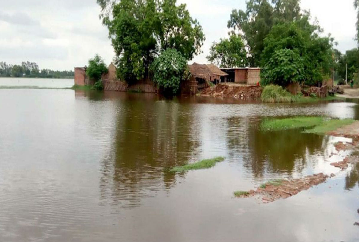 West Bengal flood situation improves with decrease in rainfall and water receding
