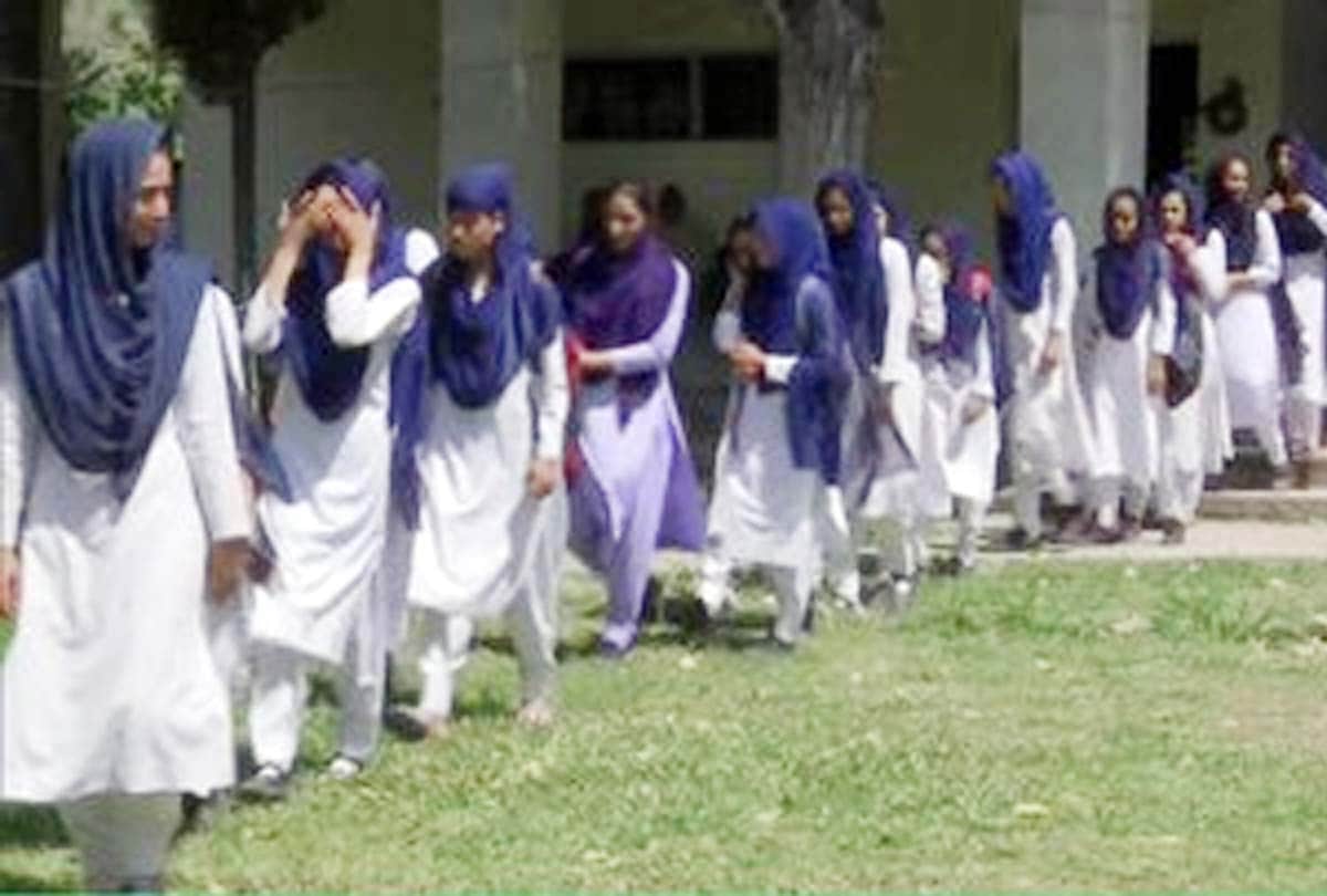 190 primary schools opens today in kashmir, jammu kashmir latest visuals and news